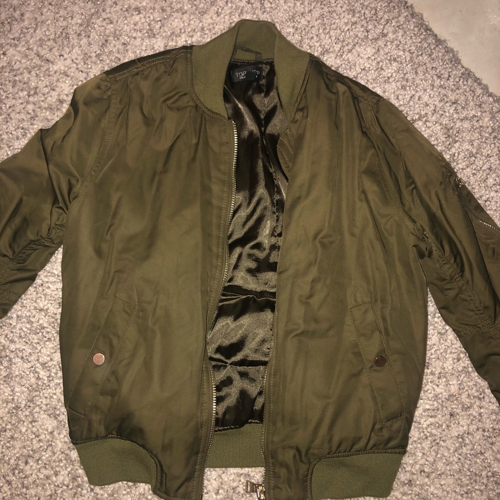 Bomber jacket